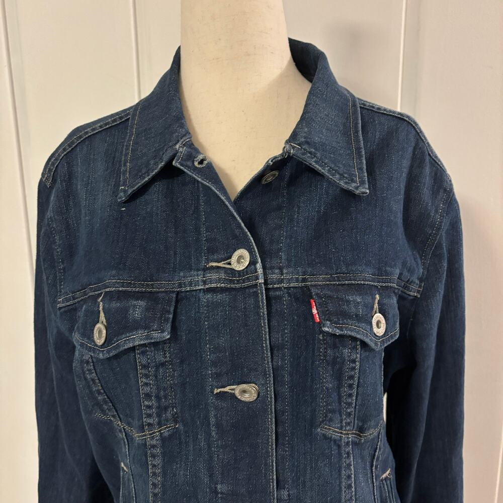 Levi's Women’s Denim Jacket XL Blue Trucker Button Front Excellent - Picture 3 of 12